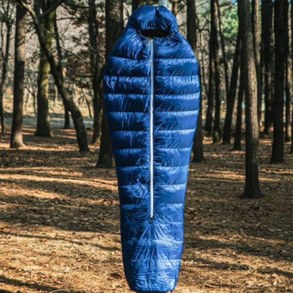 Center zip sleeping bag